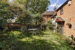 Photo 19- click for photo gallery